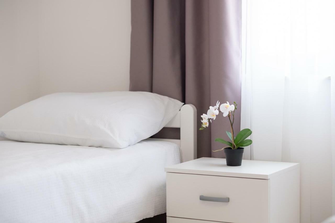 טרביניה Apartmani Vila Kosa מראה חיצוני תמונה