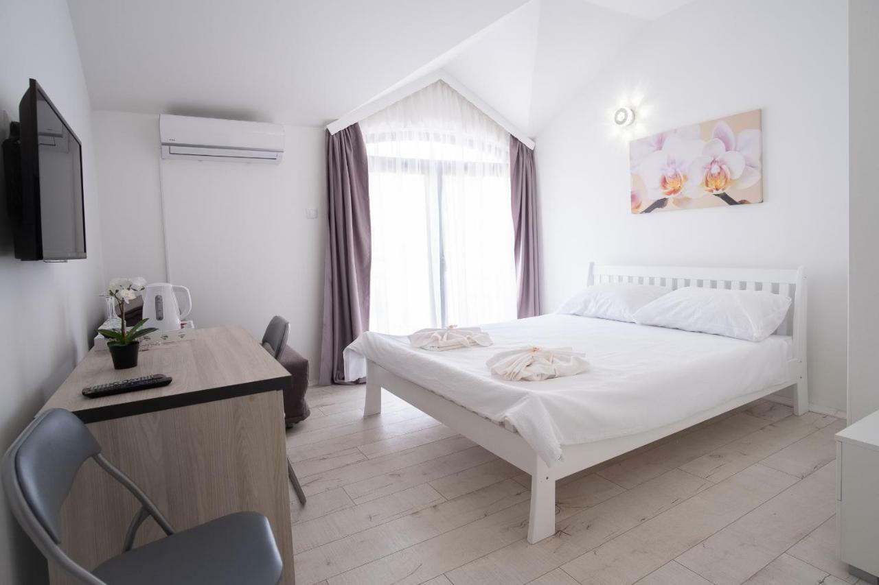 טרביניה Apartmani Vila Kosa מראה חיצוני תמונה