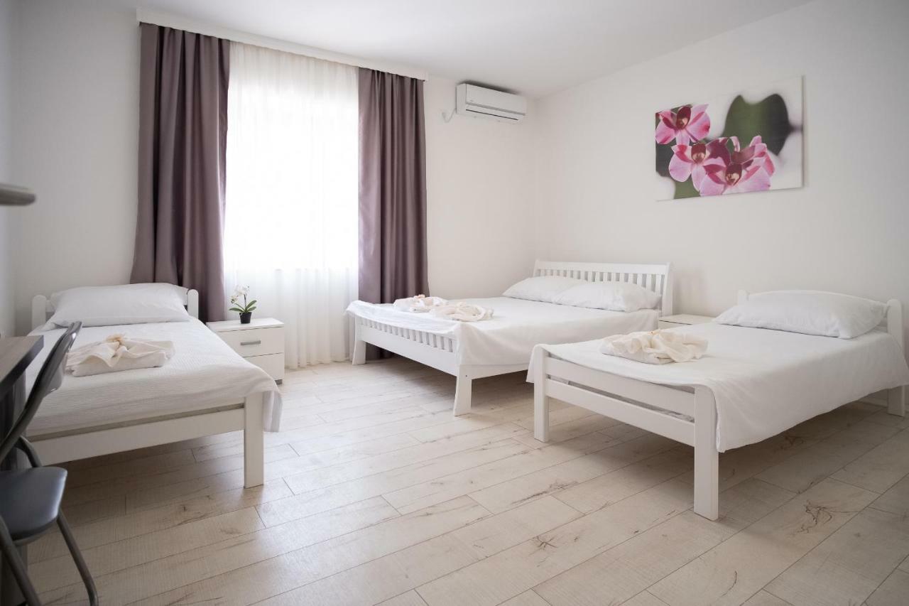 טרביניה Apartmani Vila Kosa מראה חיצוני תמונה