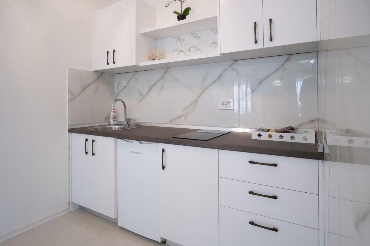 טרביניה Apartmani Vila Kosa מראה חיצוני תמונה