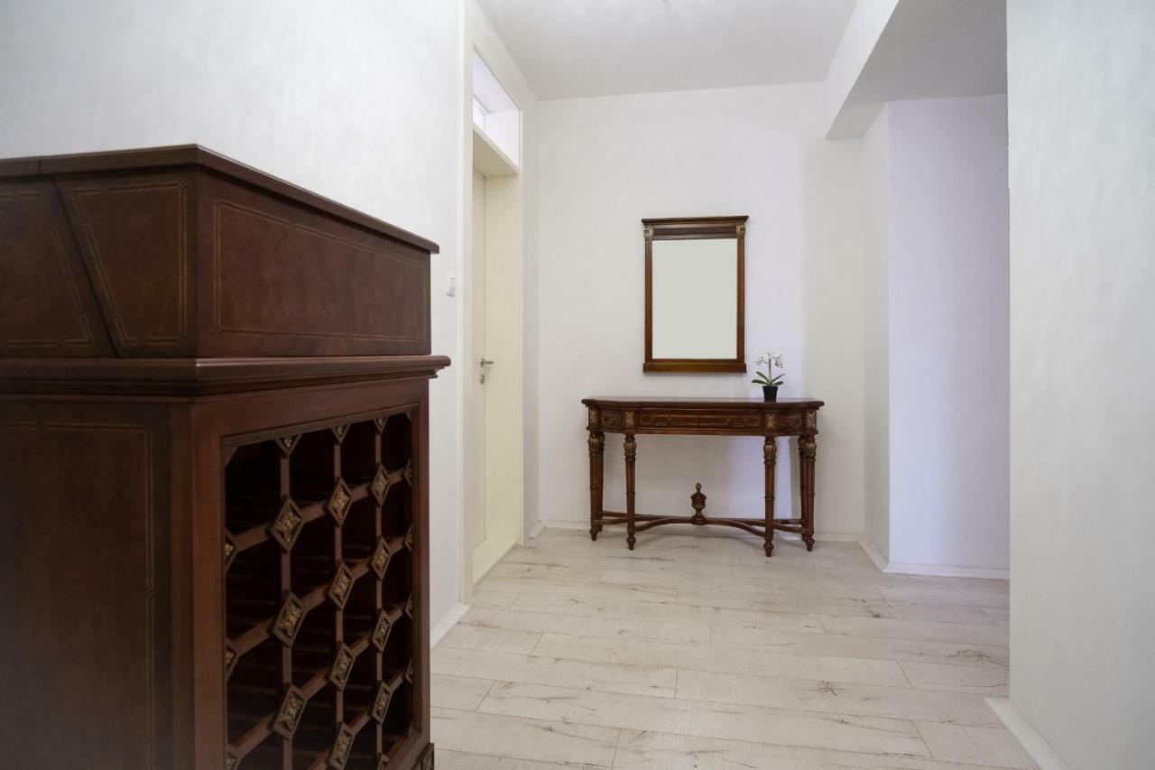 טרביניה Apartmani Vila Kosa מראה חיצוני תמונה
